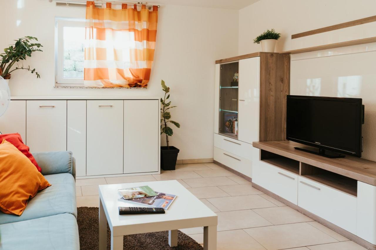 Ferienwohnung "Koehler" Am Bodensee Meckenbeuren Exterior foto