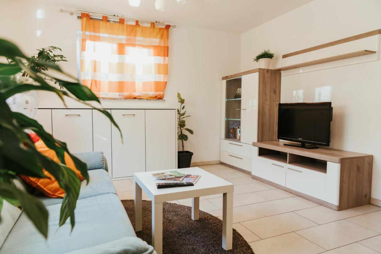 Ferienwohnung "Koehler" Am Bodensee Meckenbeuren Exterior foto
